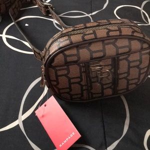 Fannie pack